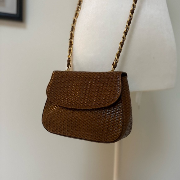 Retta Wolff Handbags - Vintage Retta Wolff Woven Leather Crossbody Bag – Made in Italy